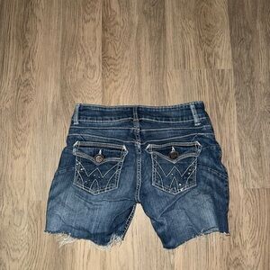 Stylish Blue Denim Women‎ Shorts